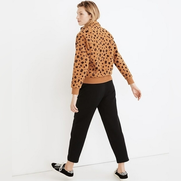 Madewell MWL Betterfleece Half-Zip Sweatshirt in Cheetah Print, Size XS - Picture 3 of 10